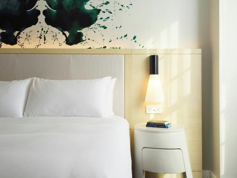 Archer Hotel Old Town Alexandria image