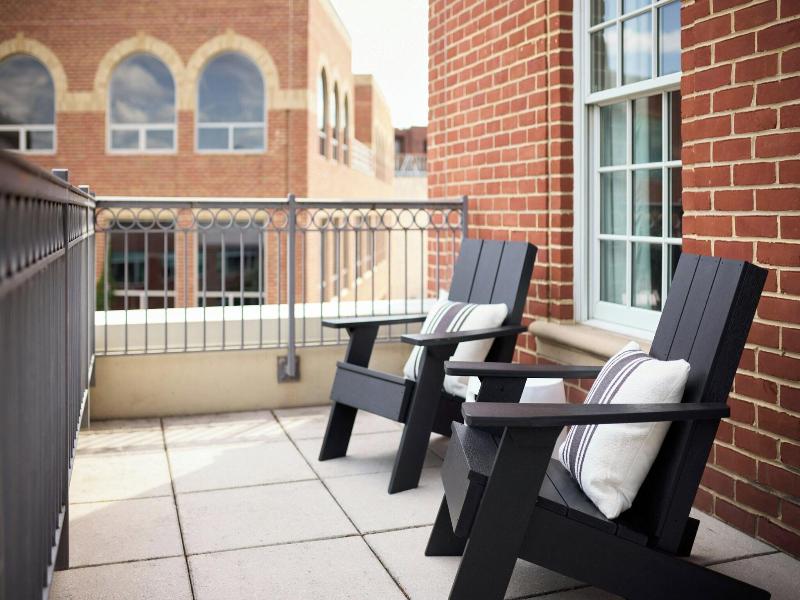 Archer Hotel Old Town Alexandria image