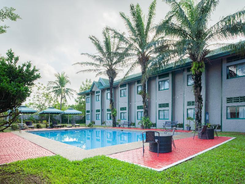 Microtel By Wyndham Cabanatuan image