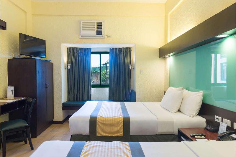 Bed room