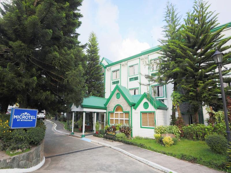 Microtel By Wyndham Baguio image