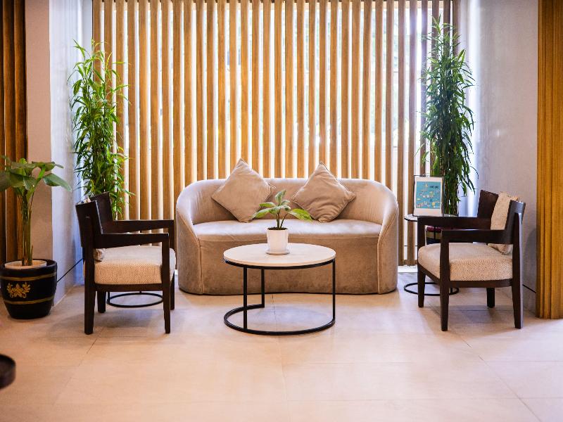 Microtel By Wyndham Baguio image