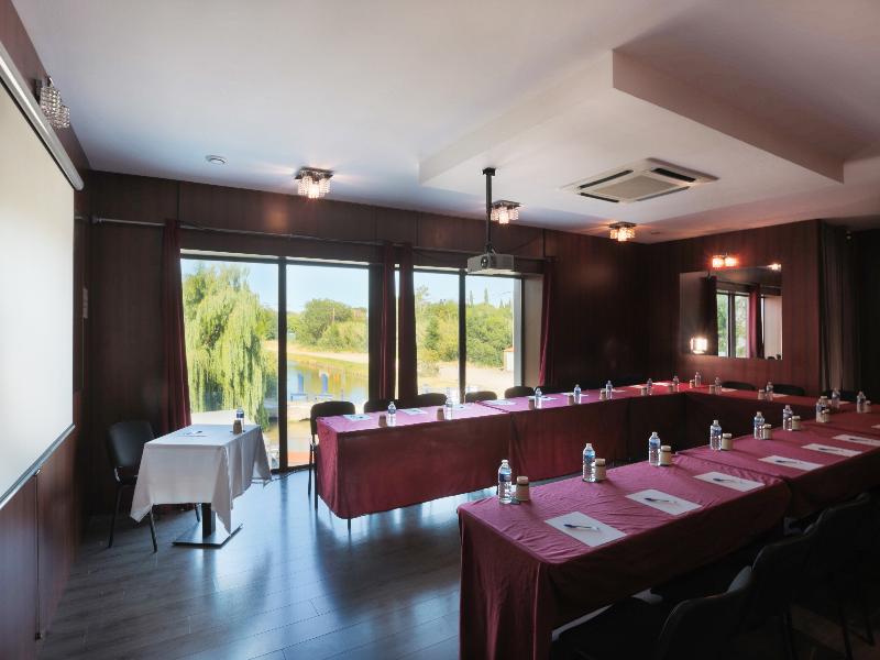 Ile du Gua Suites image
