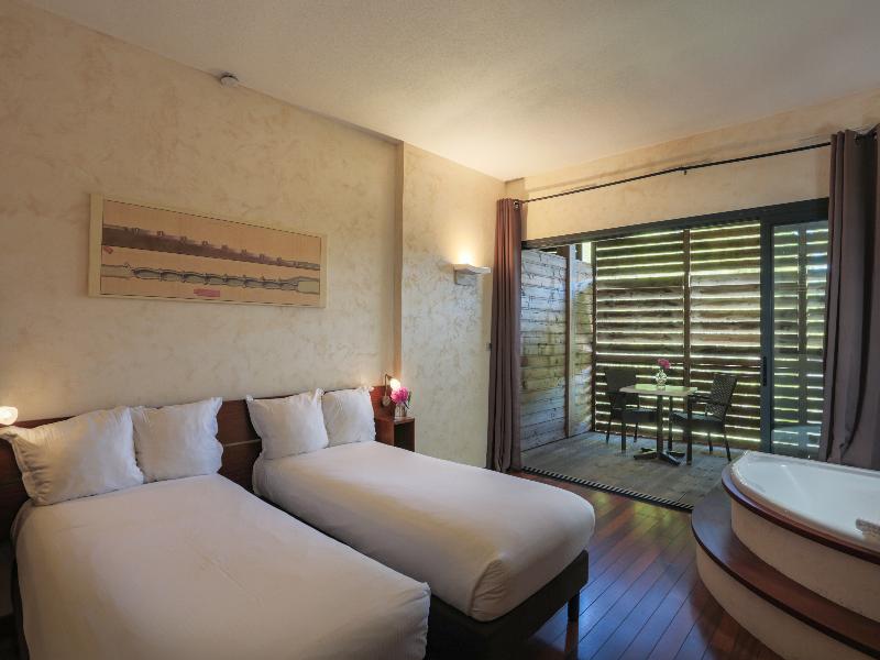 Ile du Gua Suites image