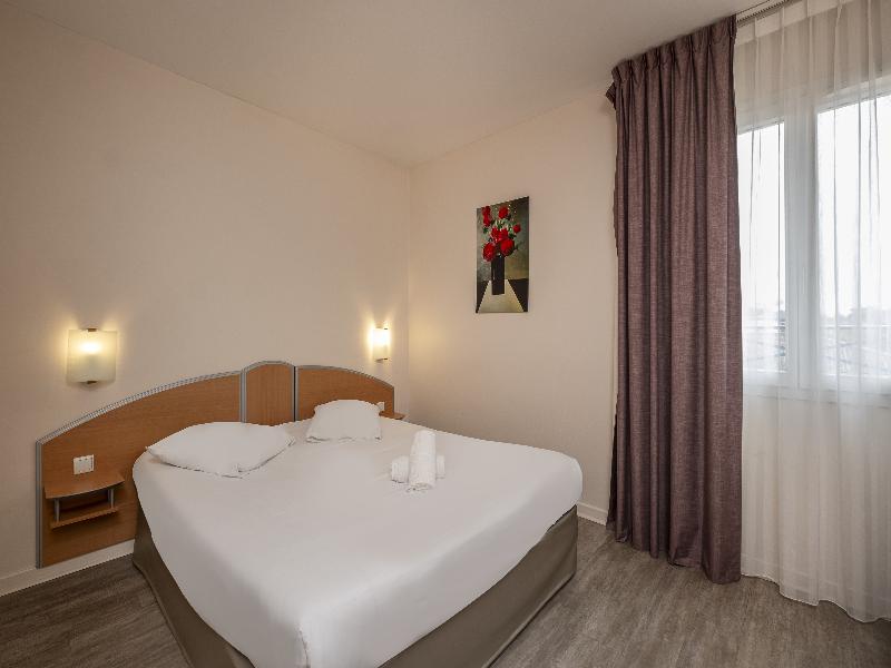 The Originals City Hôtel des Arènes Saintes image