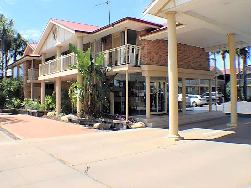 The Oxley Motel Dubbo image