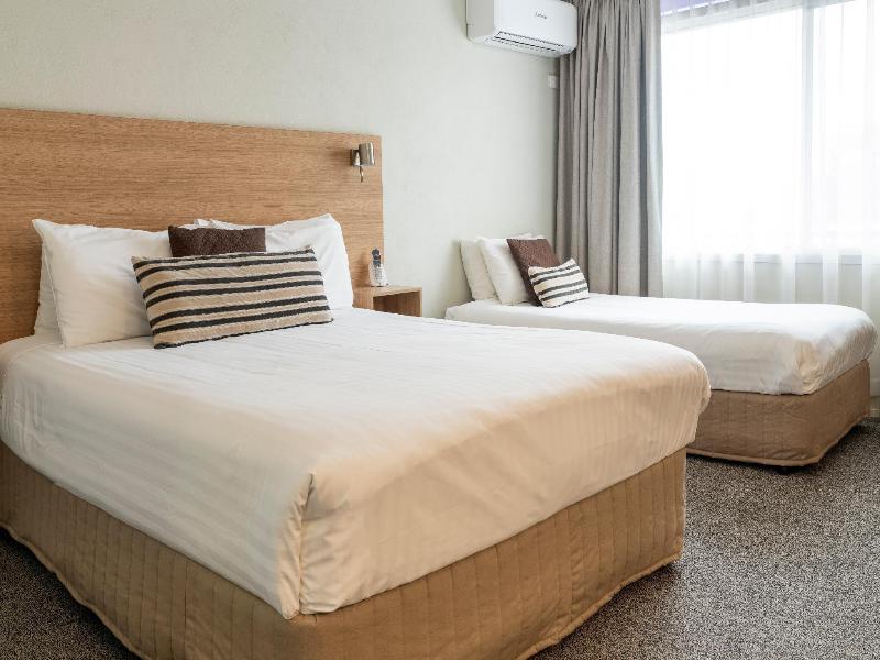 Comfort Inn Posthouse image
