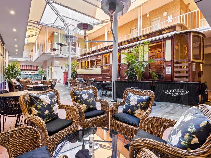 Quality Hotel Dickson image