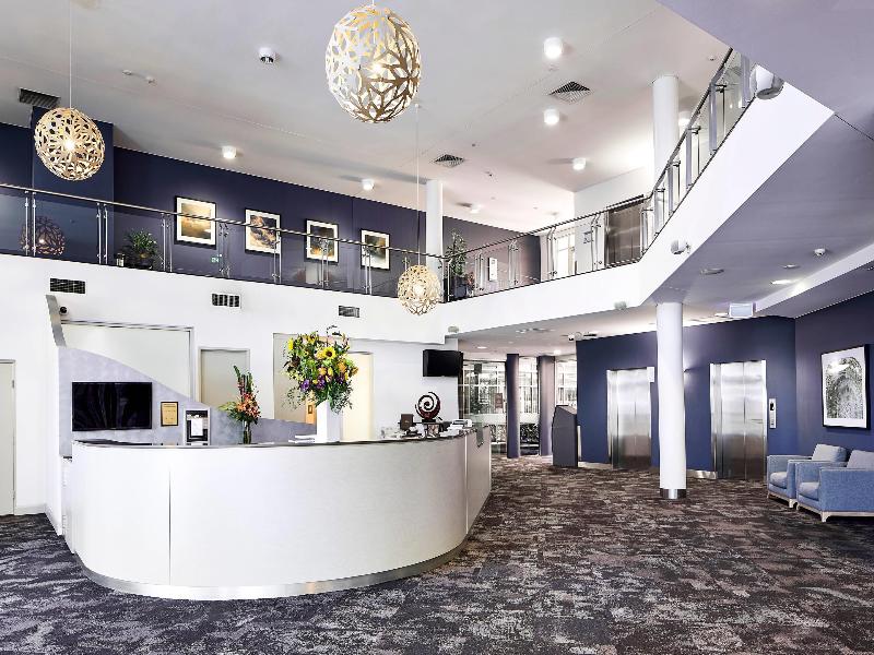 Quality Hotel Dickson image