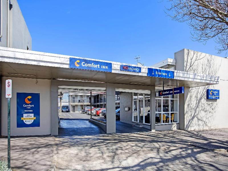 Comfort Inn Western image