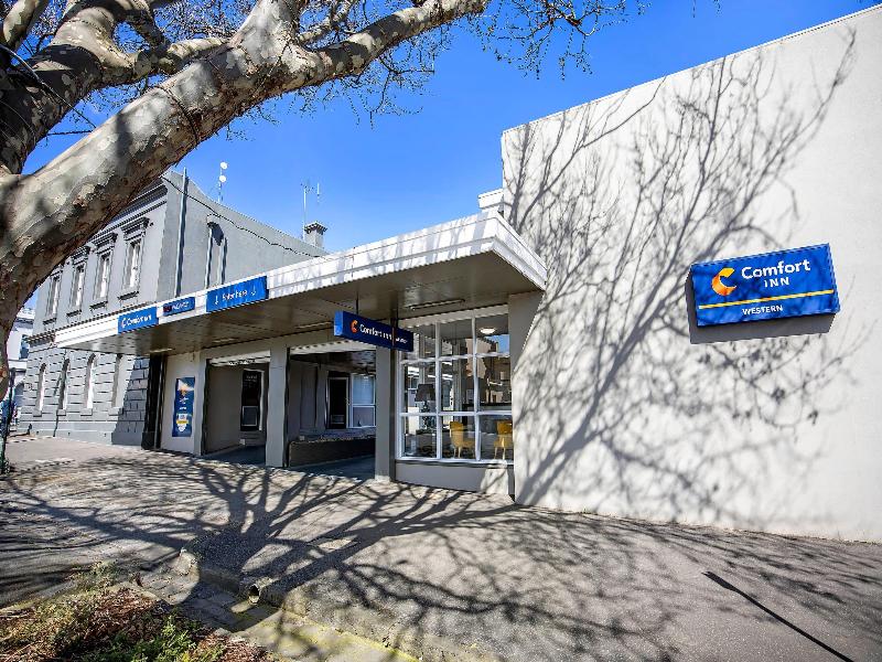 Comfort Inn Western image