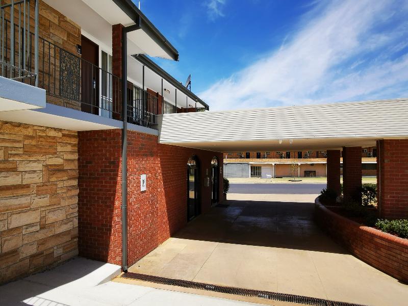 Littomore Suites Bathurst — general view