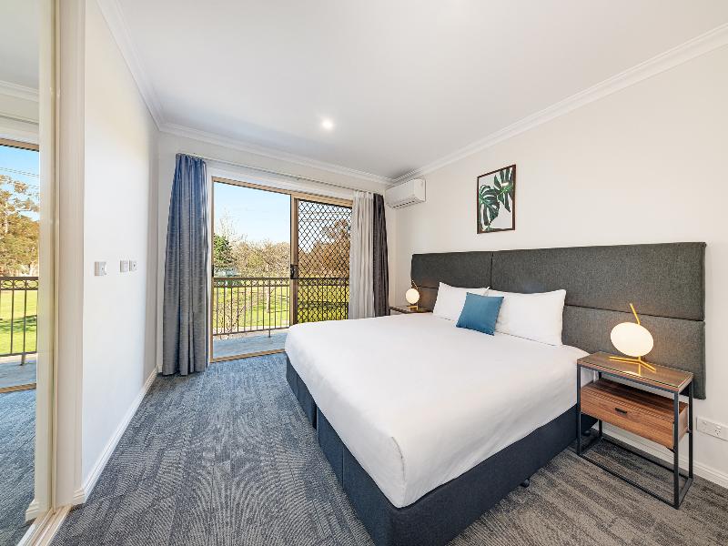 Littomore Suites Bathurst image