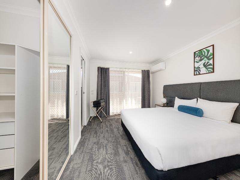 Littomore Suites Bathurst image