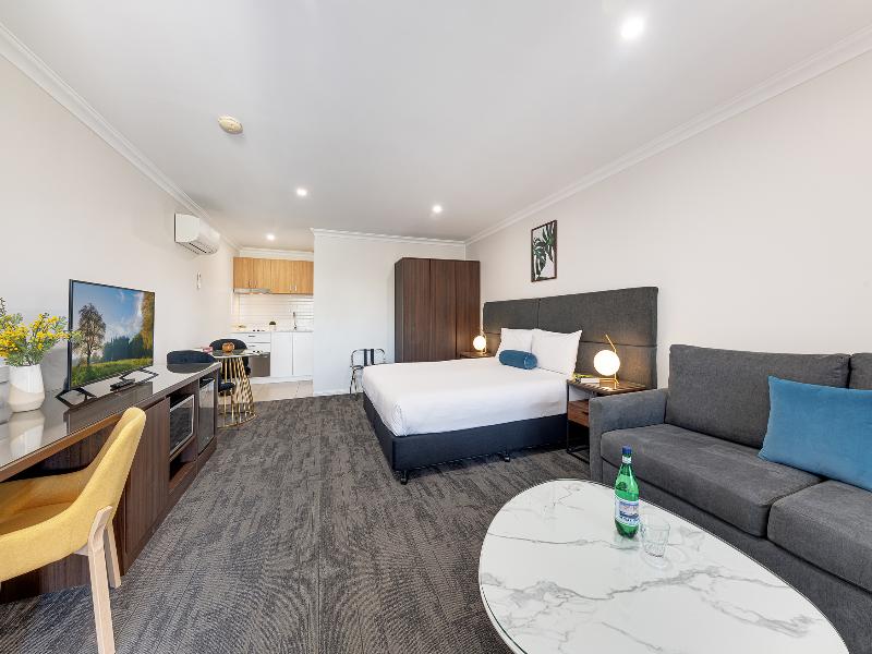 Littomore Suites Bathurst image