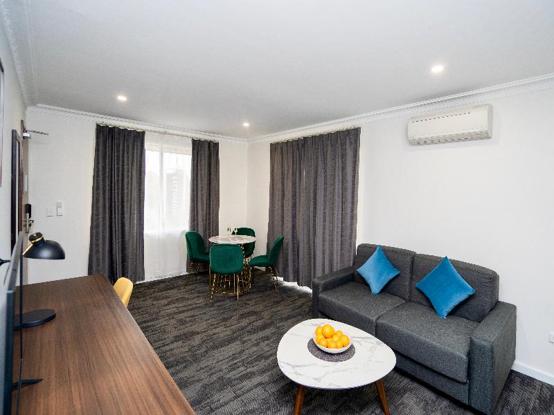Littomore Suites Bathurst image