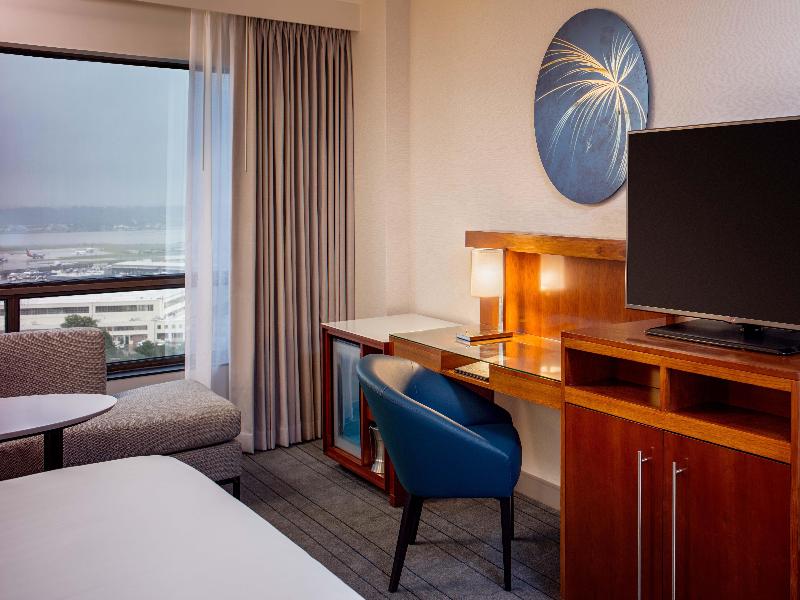Hyatt Regency Crystal City image