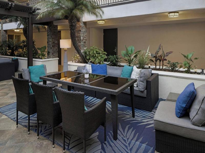 City Express by Marriott Manhattan Beach image