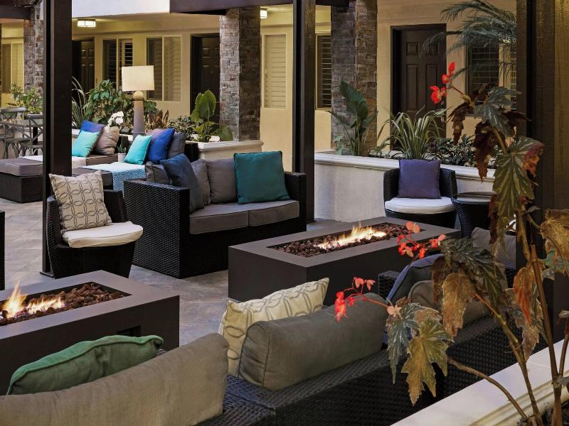 City Express by Marriott Manhattan Beach image