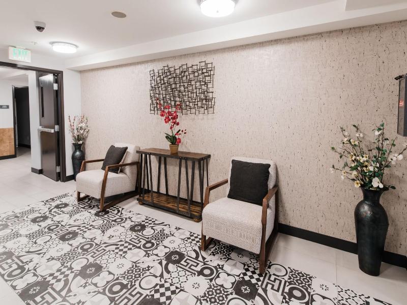 City Express by Marriott Manhattan Beach image