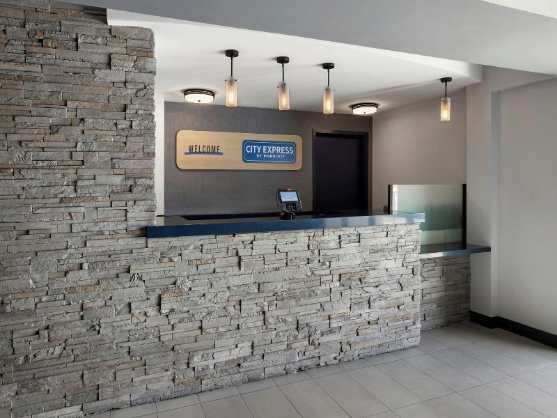 City Express by Marriott Manhattan Beach image
