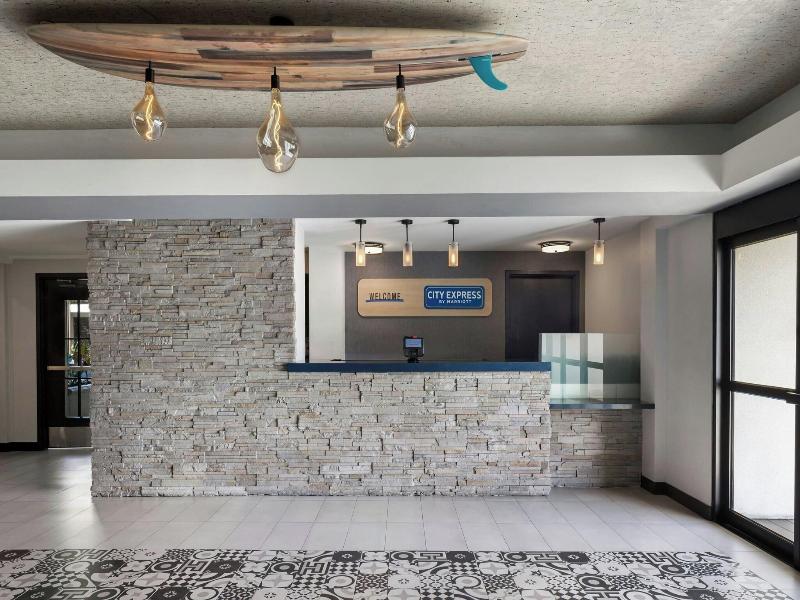 City Express by Marriott Manhattan Beach image