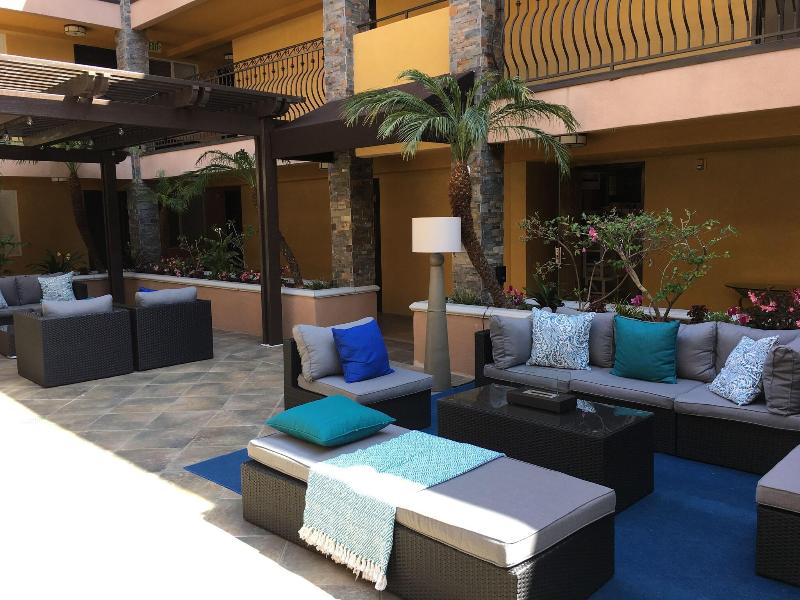 City Express by Marriott Manhattan Beach image
