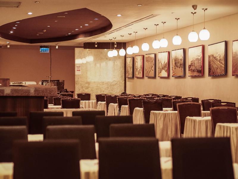 Ramada by Wyndham Manila Central image