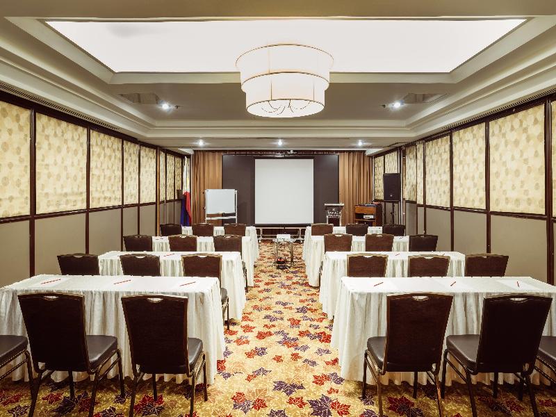Ramada by Wyndham Manila Central image