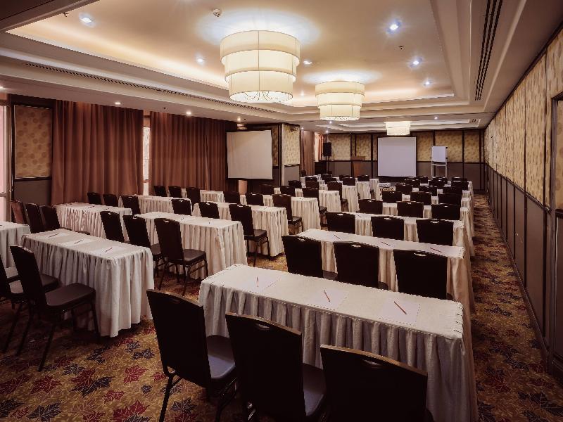 Ramada by Wyndham Manila Central image