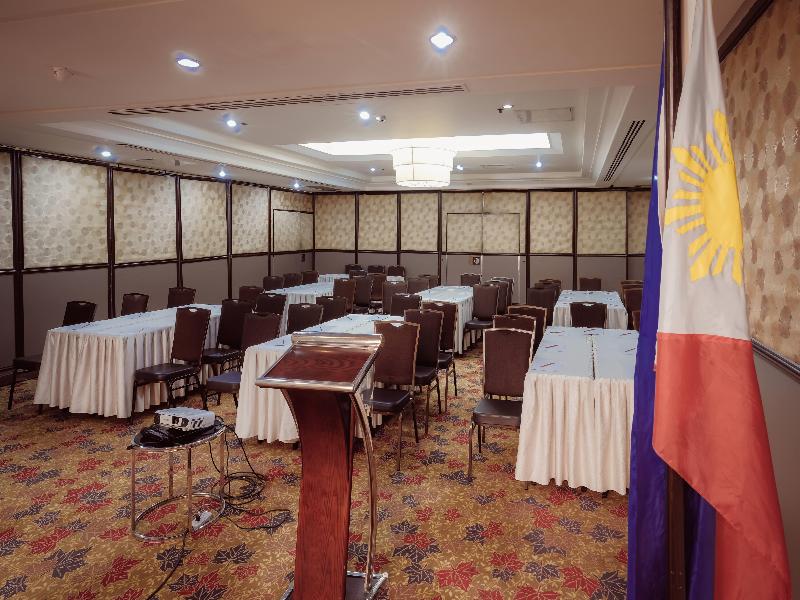 Ramada by Wyndham Manila Central image