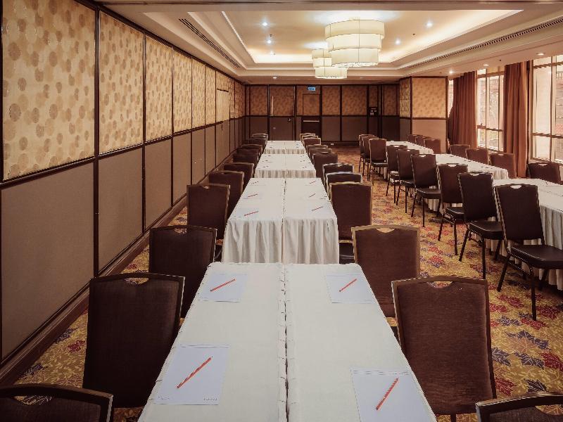 Ramada by Wyndham Manila Central image