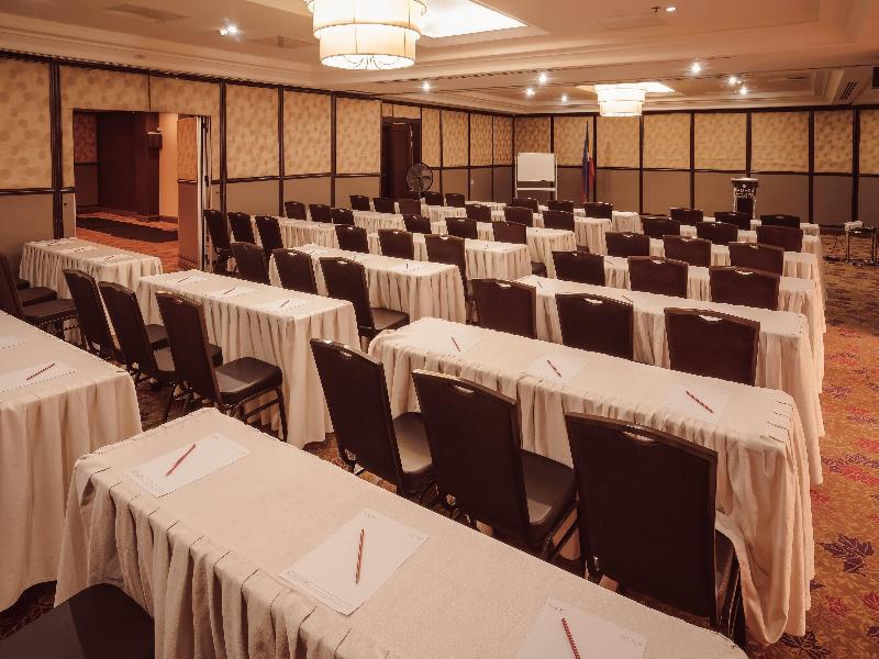 Ramada by Wyndham Manila Central image