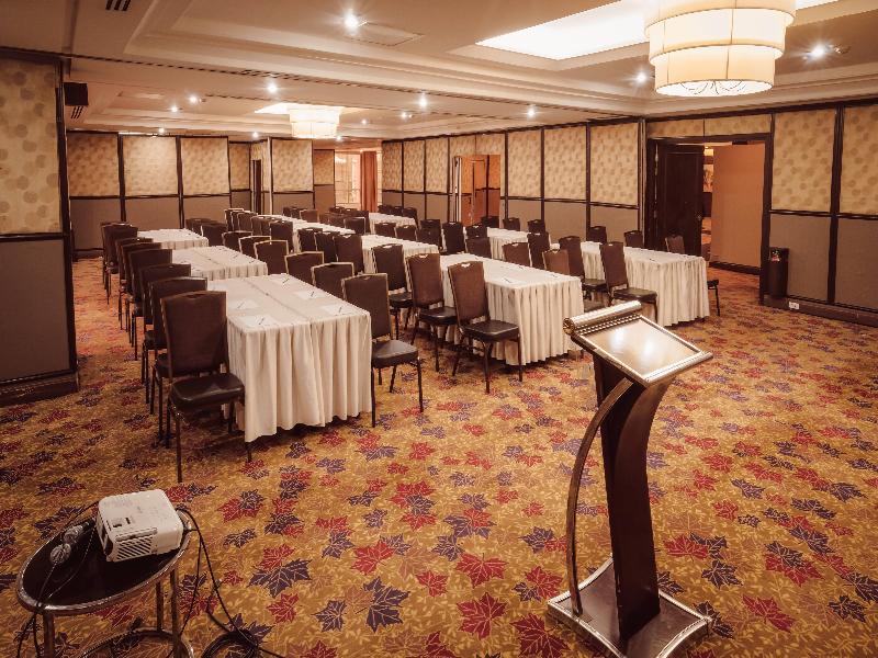 Ramada by Wyndham Manila Central image