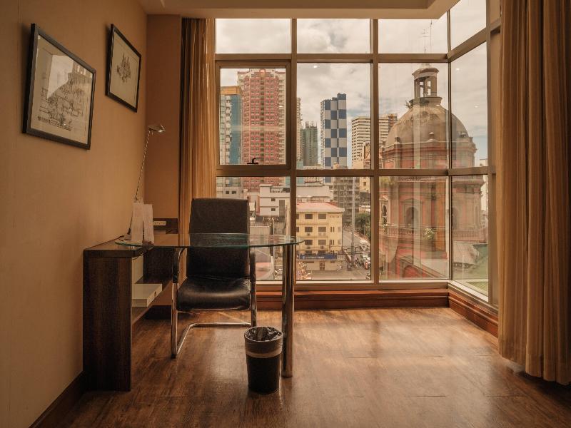 Ramada by Wyndham Manila Central image