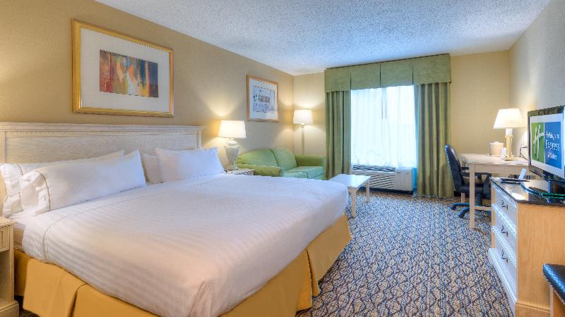 Holiday Inn Express & Suites Southwind