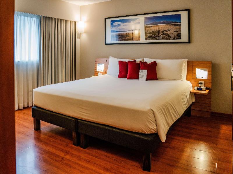 Novotel Lima San Isidro image