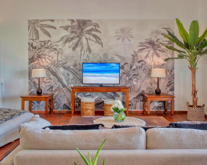 Esmeralda Resort image