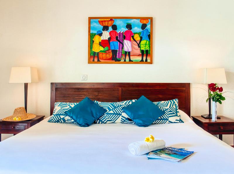Esmeralda Resort image