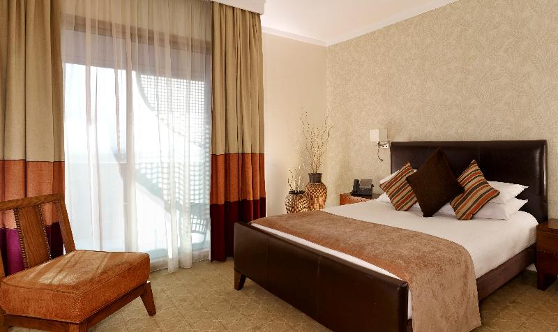 Staybridge Suites Cairo Citystars photo 21