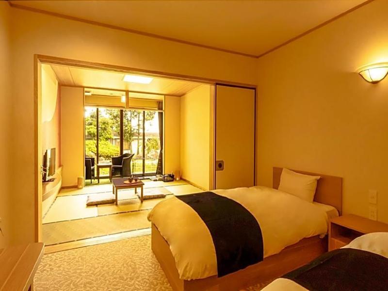 Yukai Resort Hirado Senrigahamaonsen Hotel Ranpu image