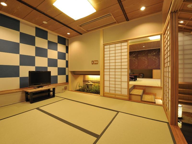Ryoan Kazuki with Luxury Kyoto Collections KADEN image