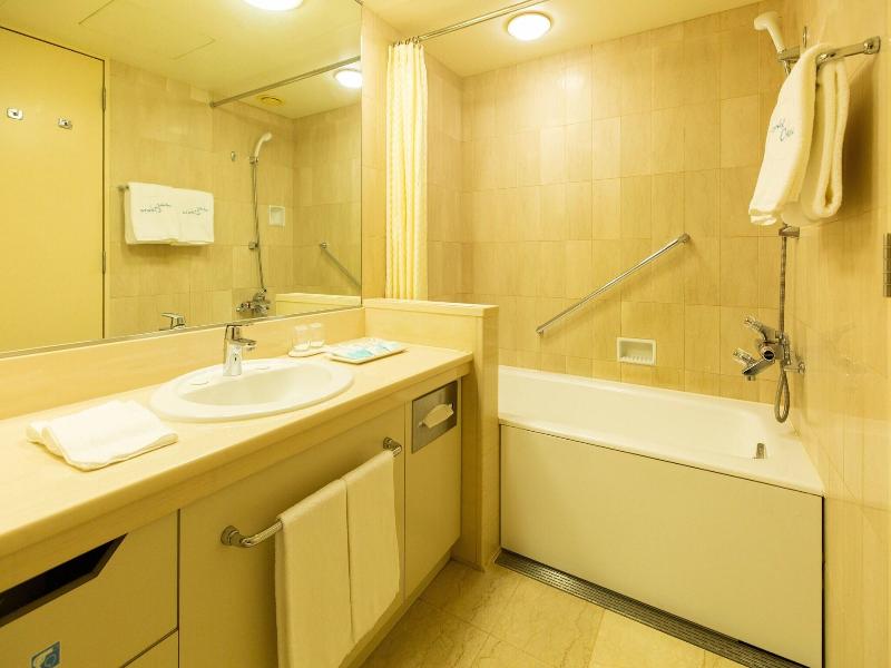 Hotel Okura Kobe image