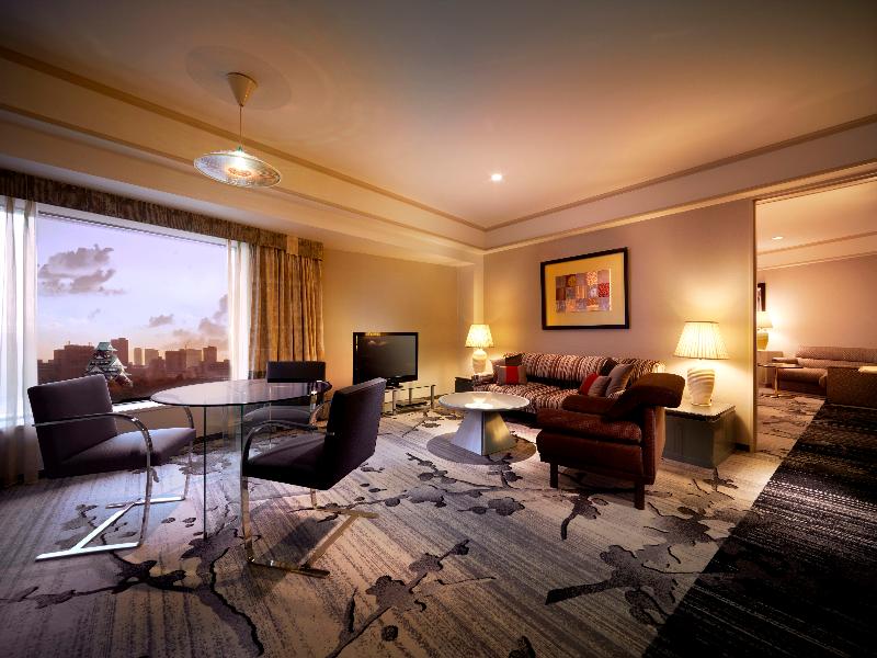 Hotel New Otani Osaka image