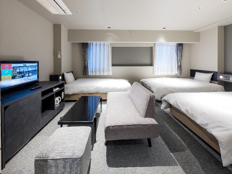 New Osaka Hotel image