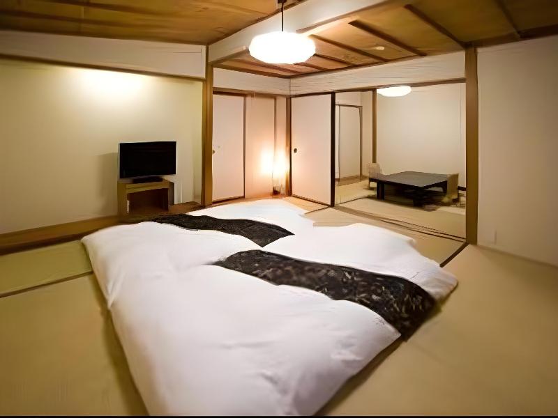 Hotel Camelot Japan image