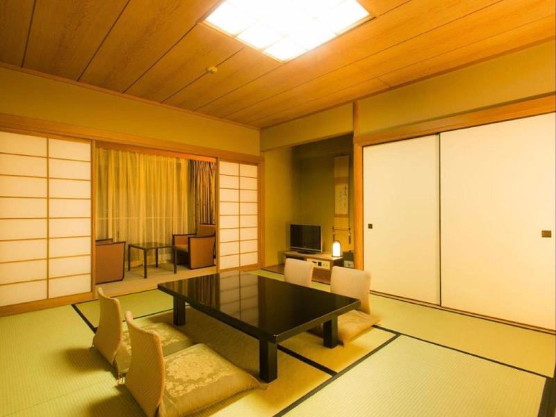 Hotel Shiragiku image