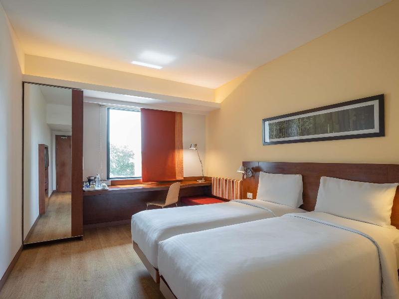 ibis New Delhi Aerocity image