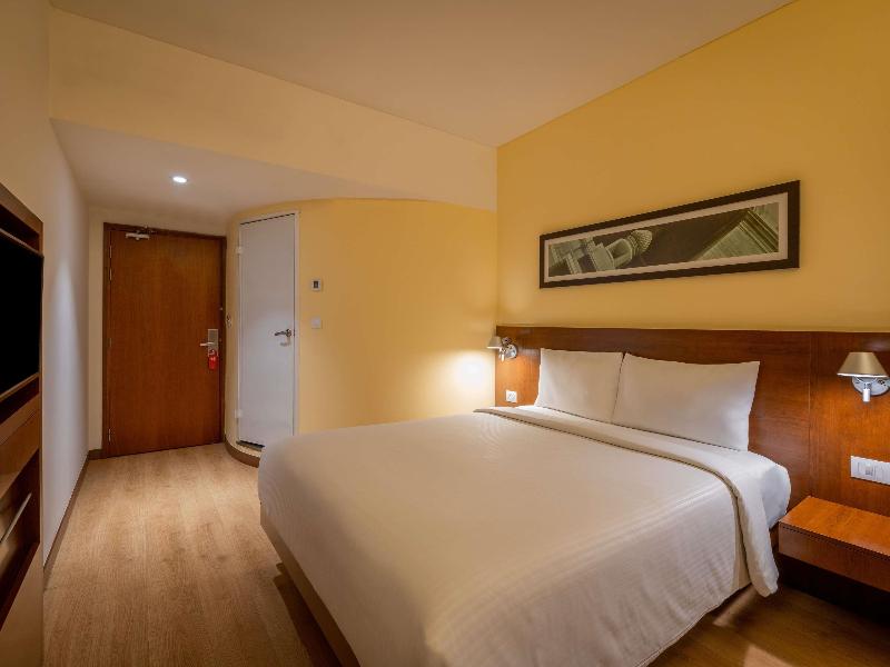 ibis New Delhi Aerocity image