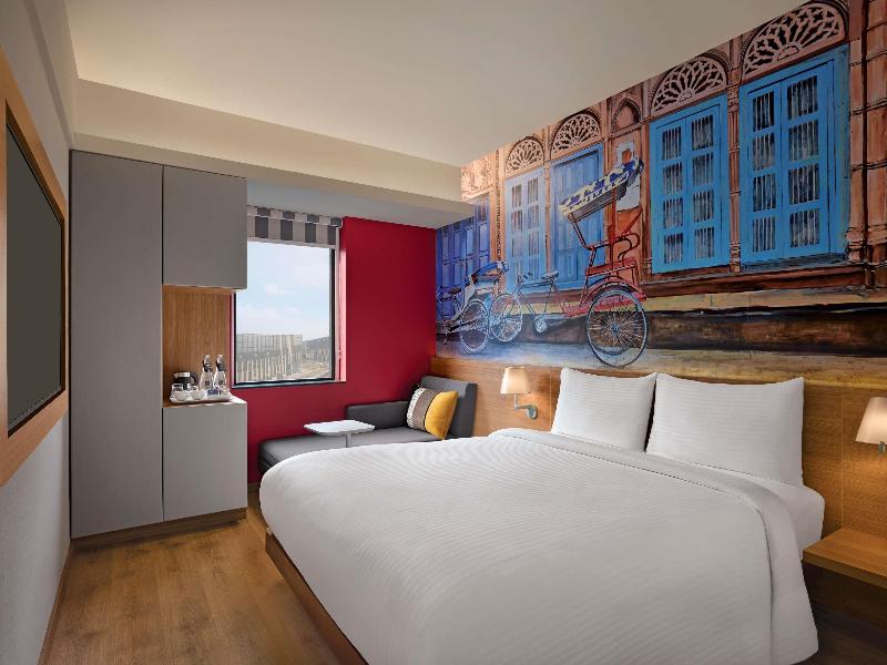 ibis New Delhi Aerocity image